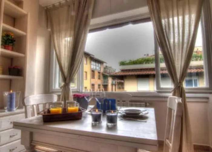 Borgo San Jacopo flats